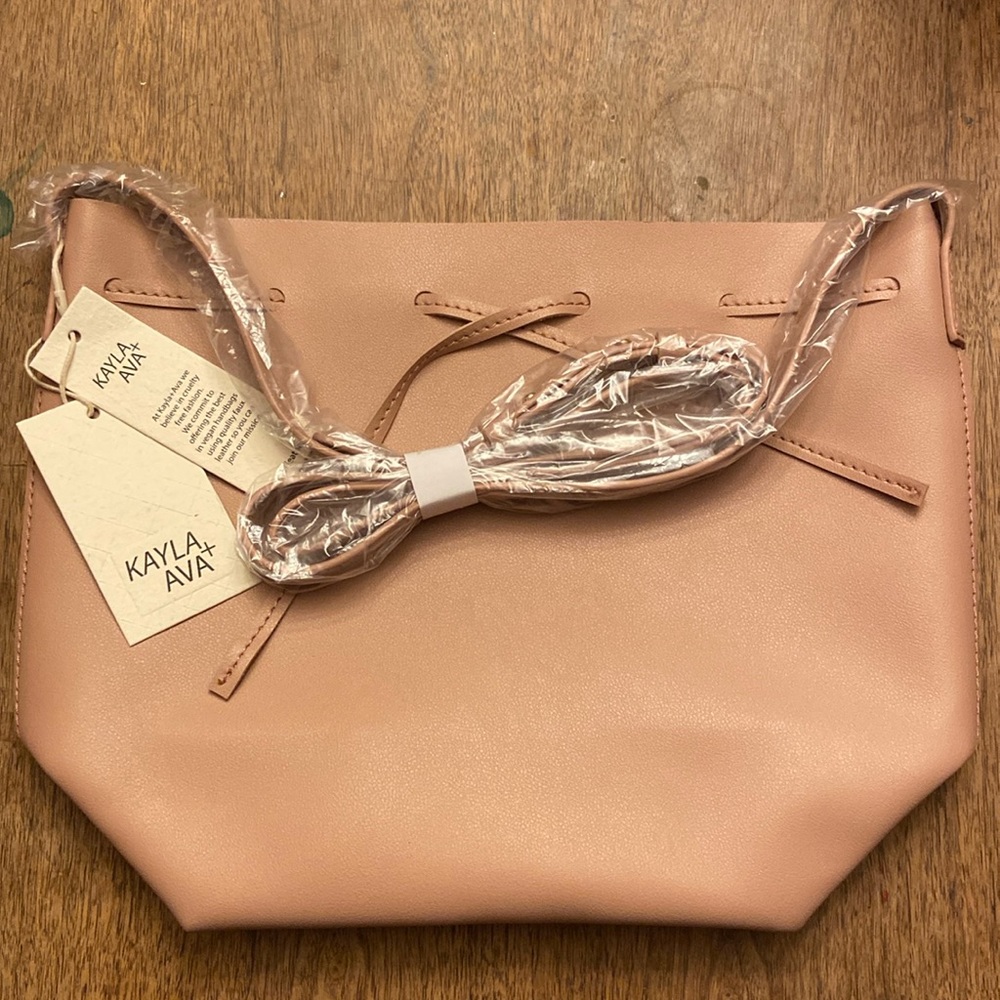 NWT Kayla + Ava bow tie bucket bag